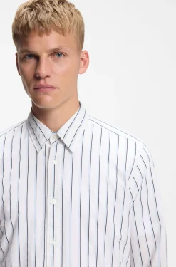 Regular-fit shirt in printed cotton poplin