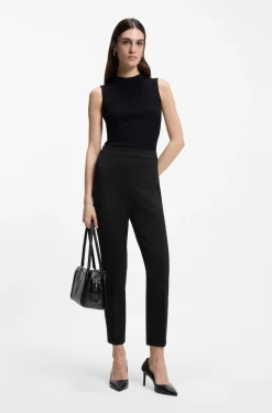 Regular-fit trousers in stretch fabric with tapered leg