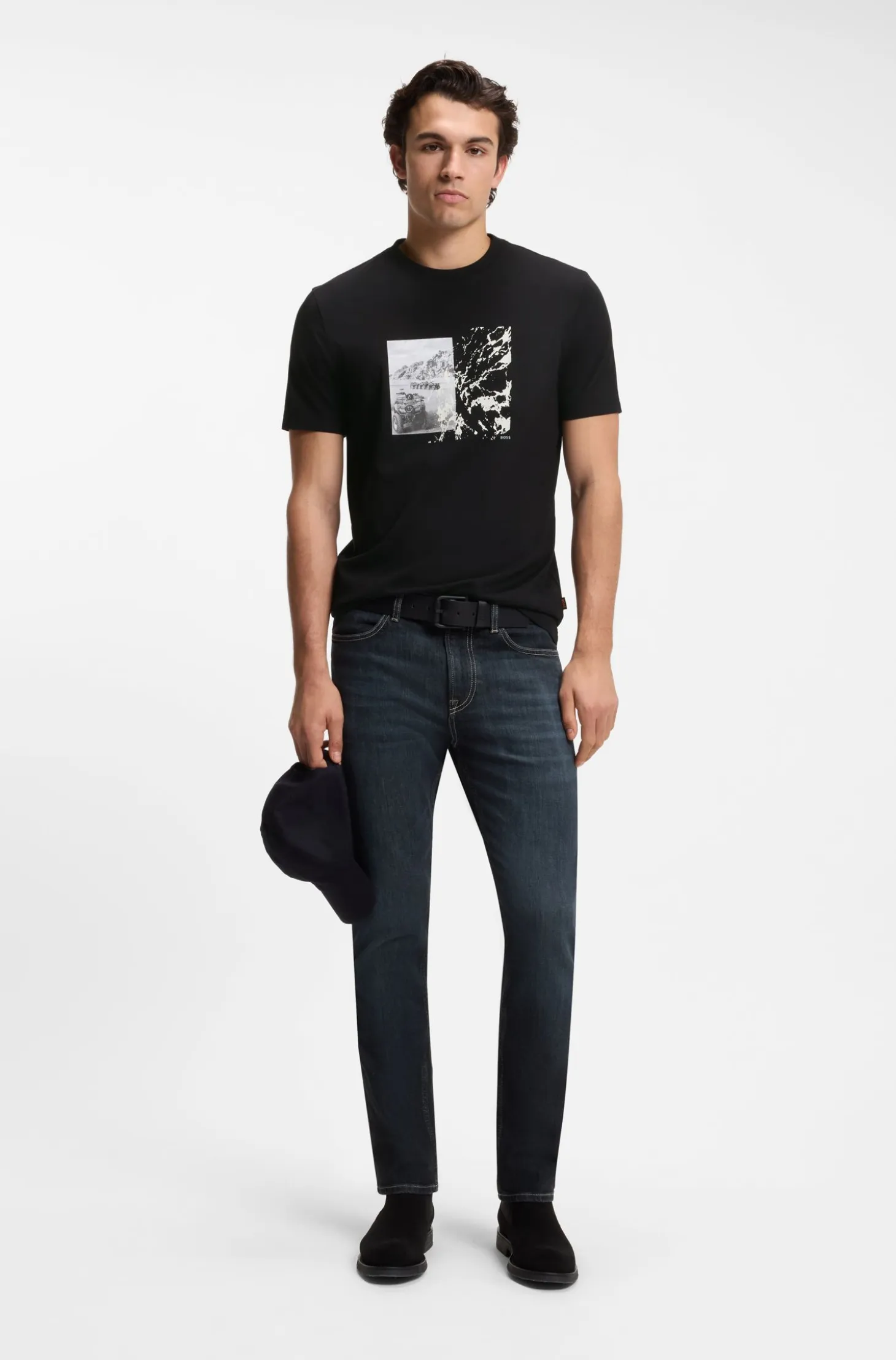 Regular-fit T-shirt in lightweight cotton jersey