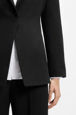 Relaxed-fit blazer in seersucker with chain belt