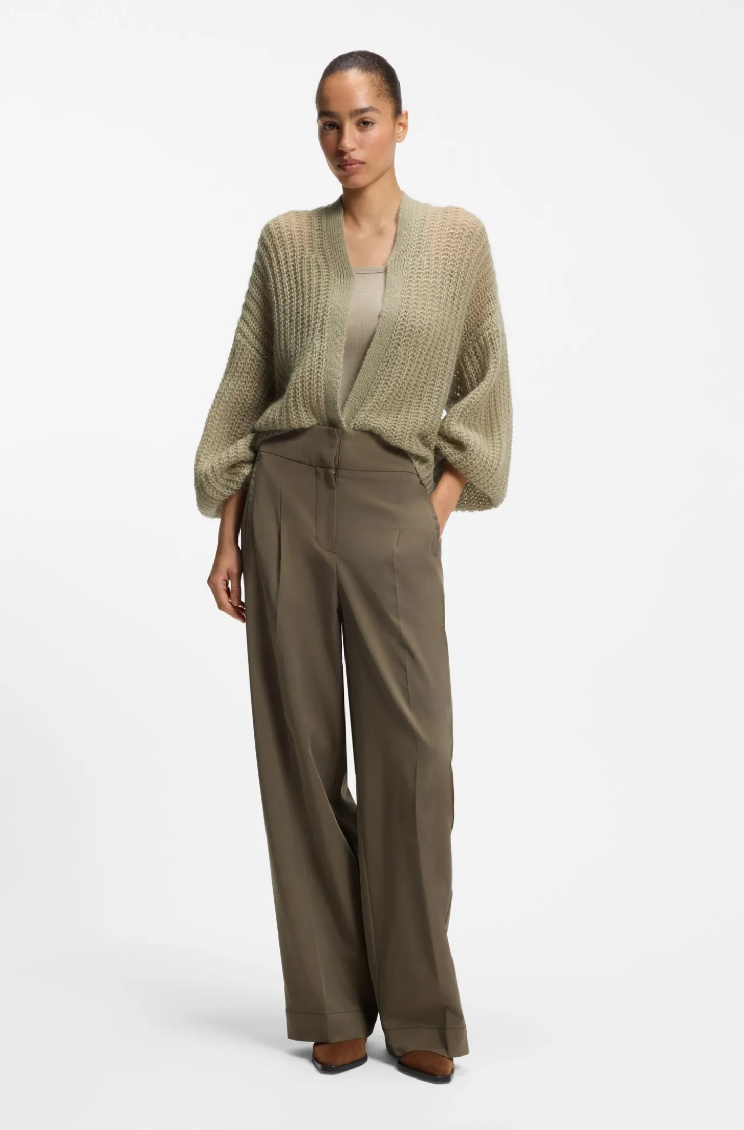Relaxed-fit cardigan with open-knit structure