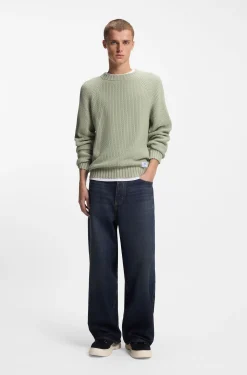 Relaxed-fit cotton sweater with raglan sleeves