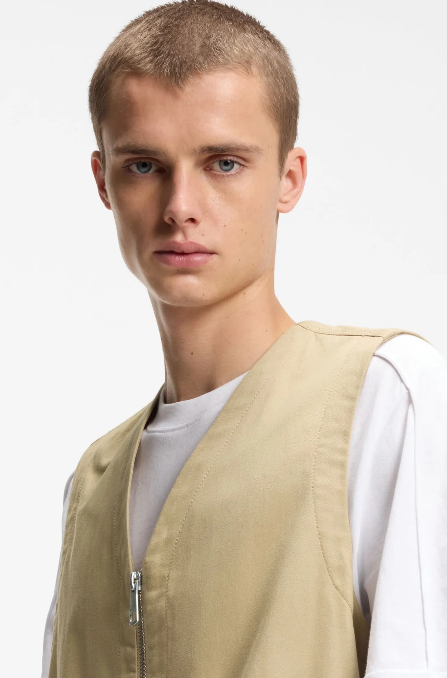 Relaxed-fit gilet in mercerised cotton
