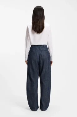 Relaxed-fit jeans in textured open-weave denim