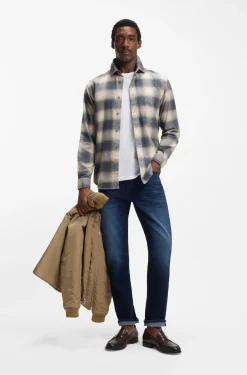 Relaxed-fit shirt in checked cotton flannel