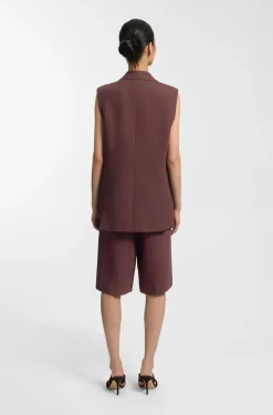 Relaxed-fit shorts in a linen blend