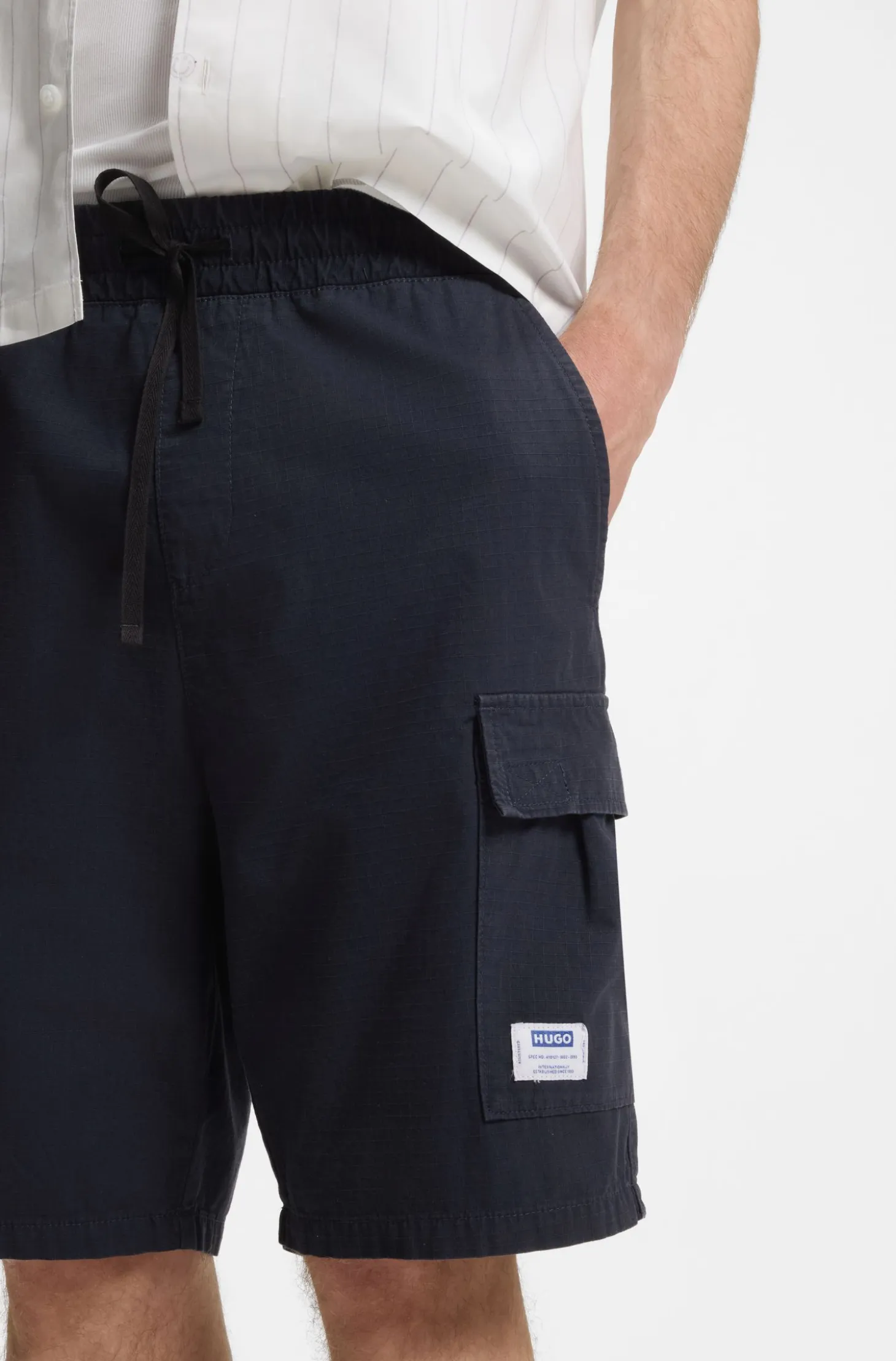 Relaxed-fit shorts in cotton ripstop