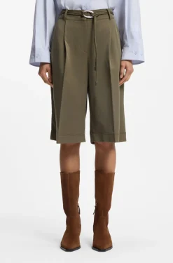 Relaxed-fit shorts with buckled belt