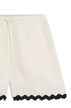 Relaxed-fit shorts with zigzag tape