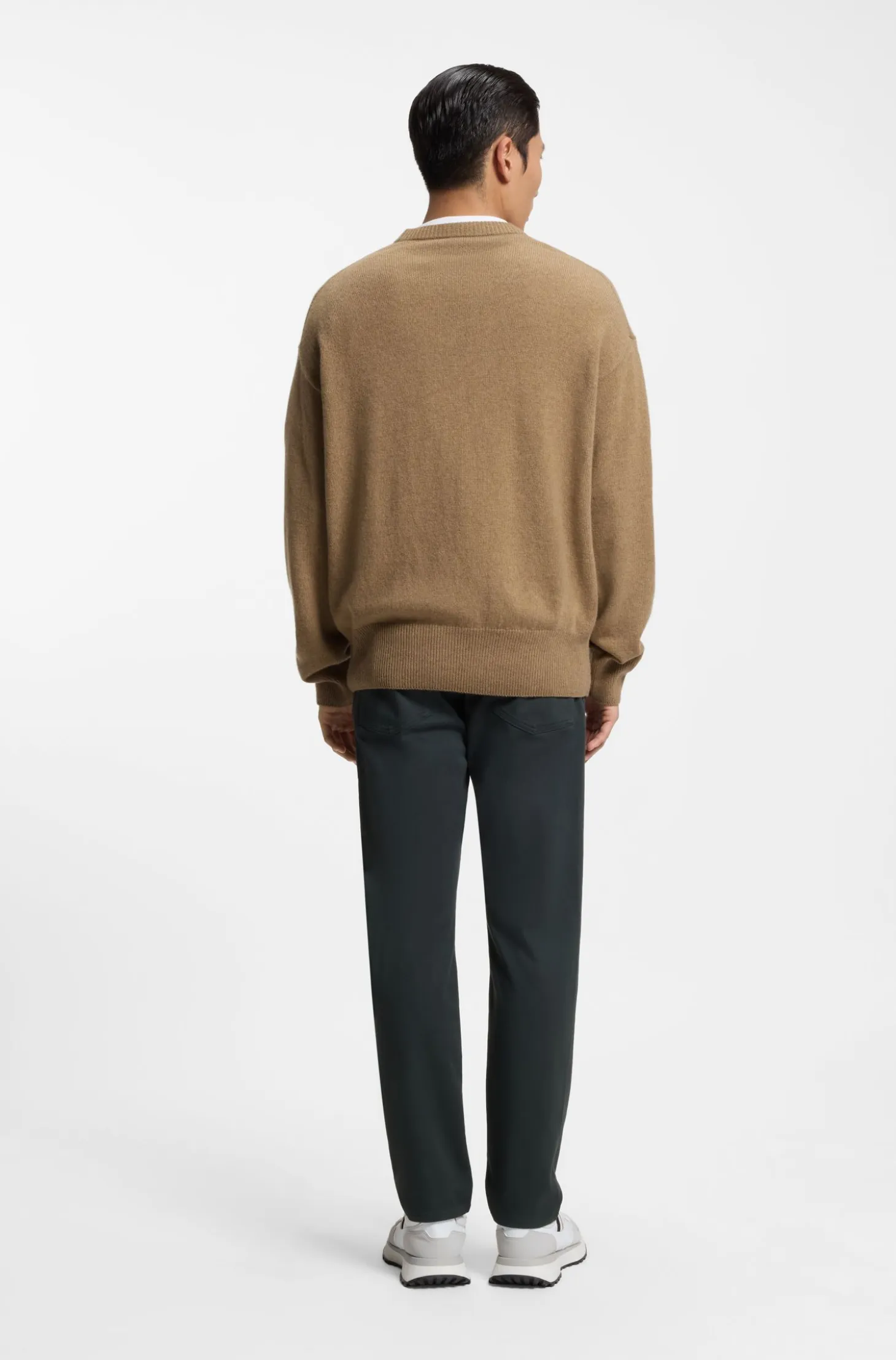 Relaxed-fit sweater in virgin wool