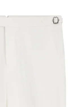 Relaxed-fit trousers in linen with front pleats