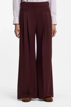 Relaxed-fit trousers with wide leg