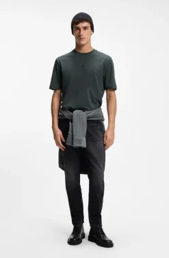 Relaxed-fit T-shirt with a layered logo print