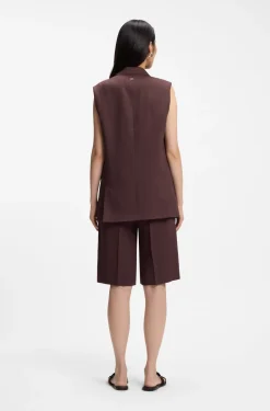 Relaxed-fit vest in a linen blend