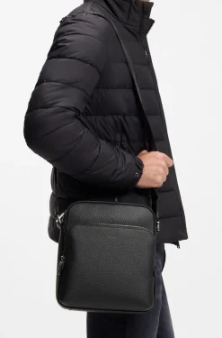 Reporter bag in natural-grain Italian leather