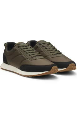 Retro-inspired trainers with faux suede