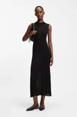Ribbed dress with colour-blocked effect
