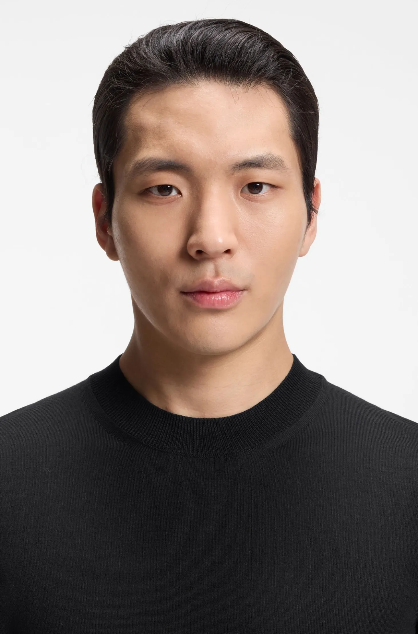 Short-sleeved knit T-shirt in merino wool
