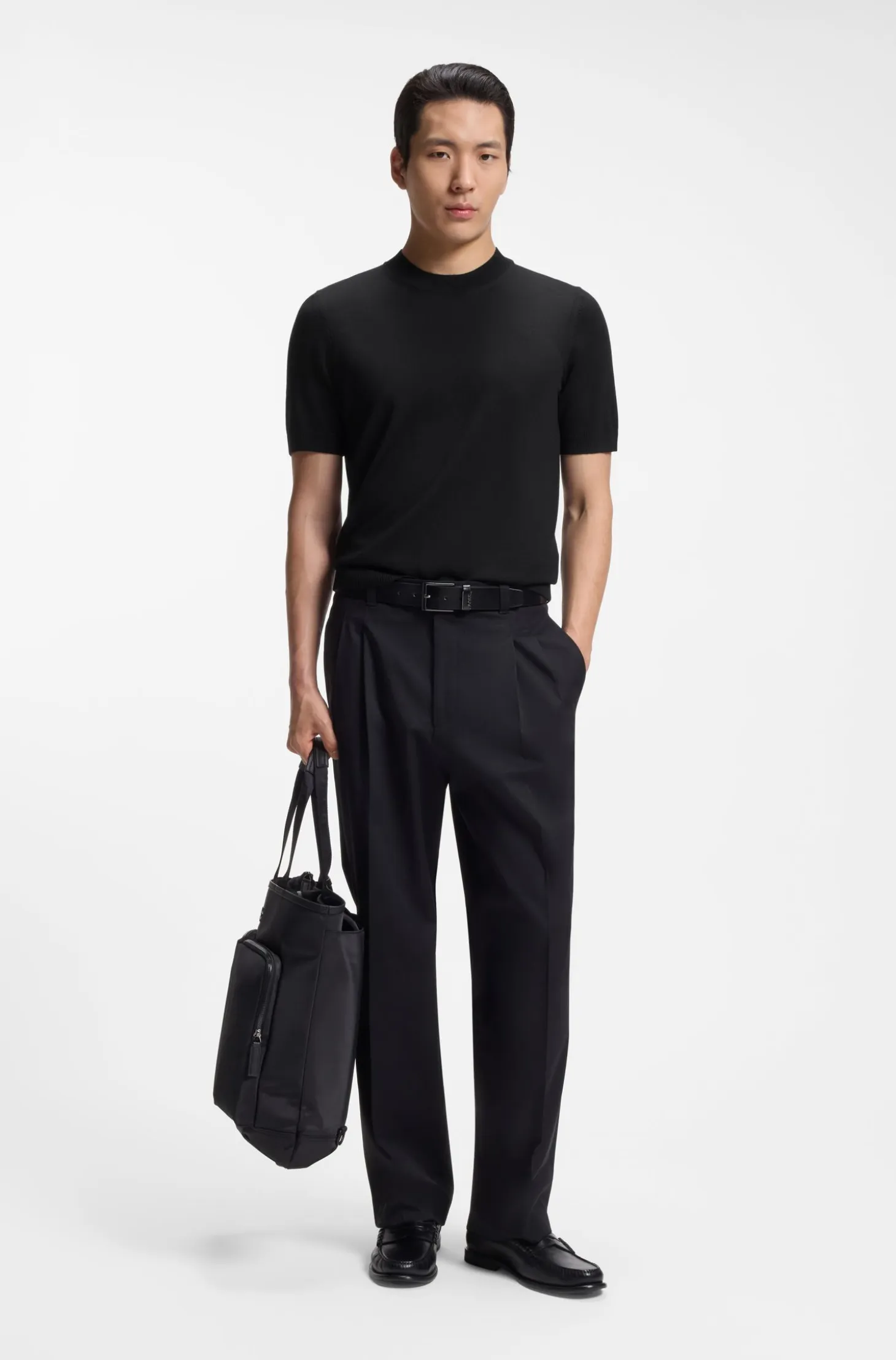 Short-sleeved knit T-shirt in merino wool