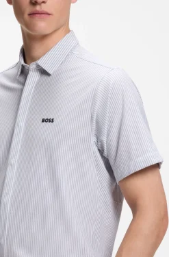 Short-sleeved regular-fit shirt in cotton piqué