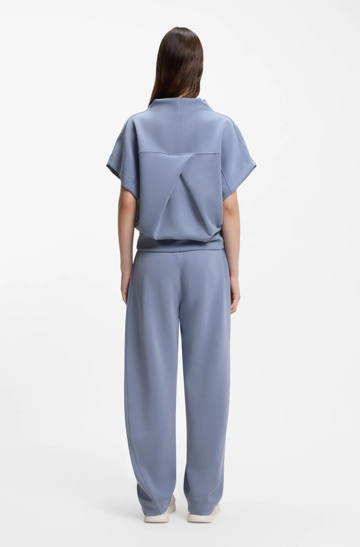 Short-sleeved sweatshirt with loose high neckline