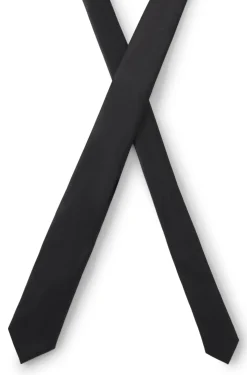 Silk-blend tie with a plain weave