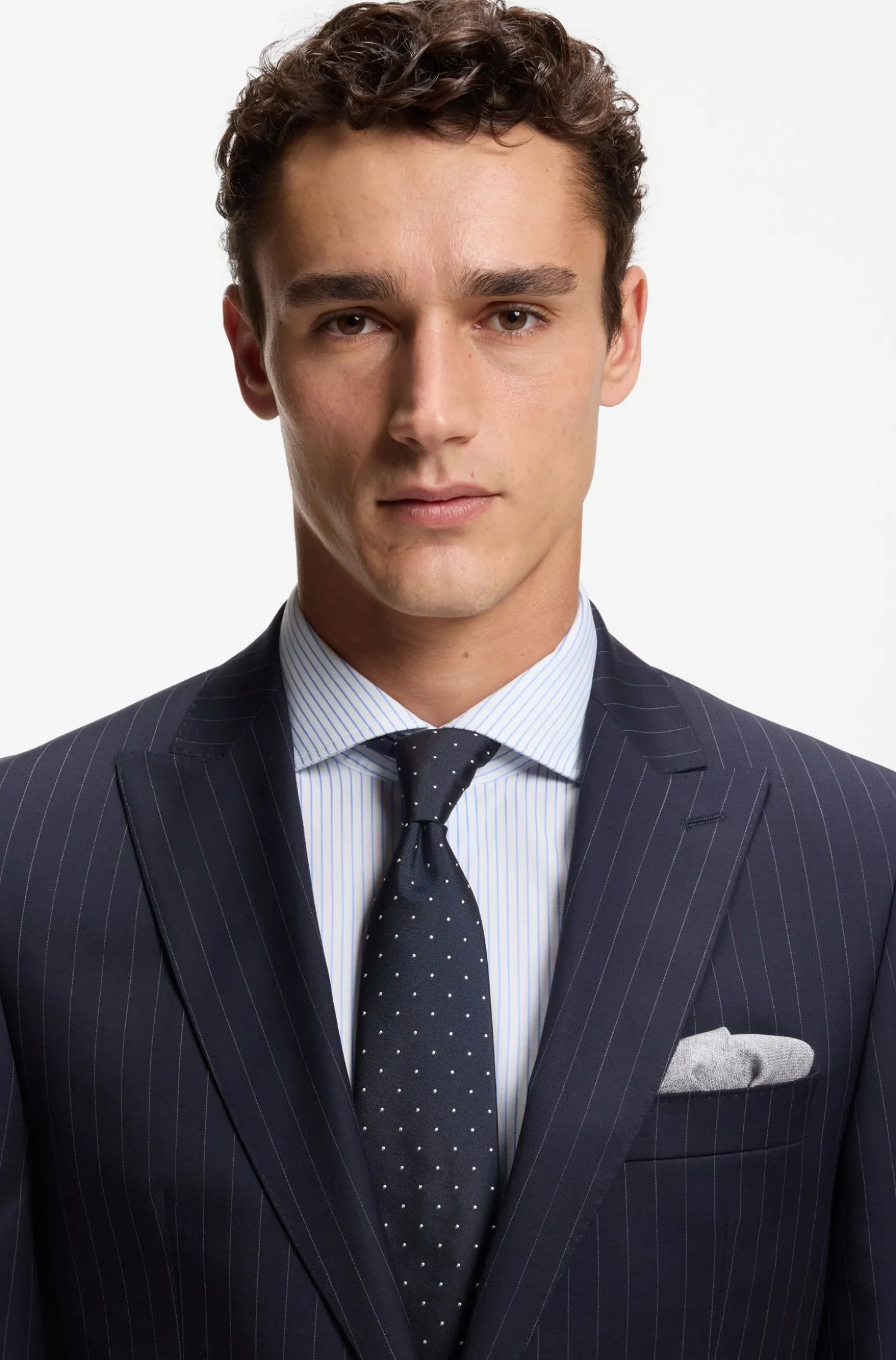 Silk-blend tie with dot pattern