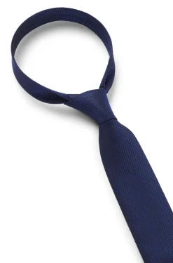 Silk tie with jacquard pattern