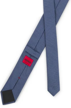 Silk tie with jacquard pattern