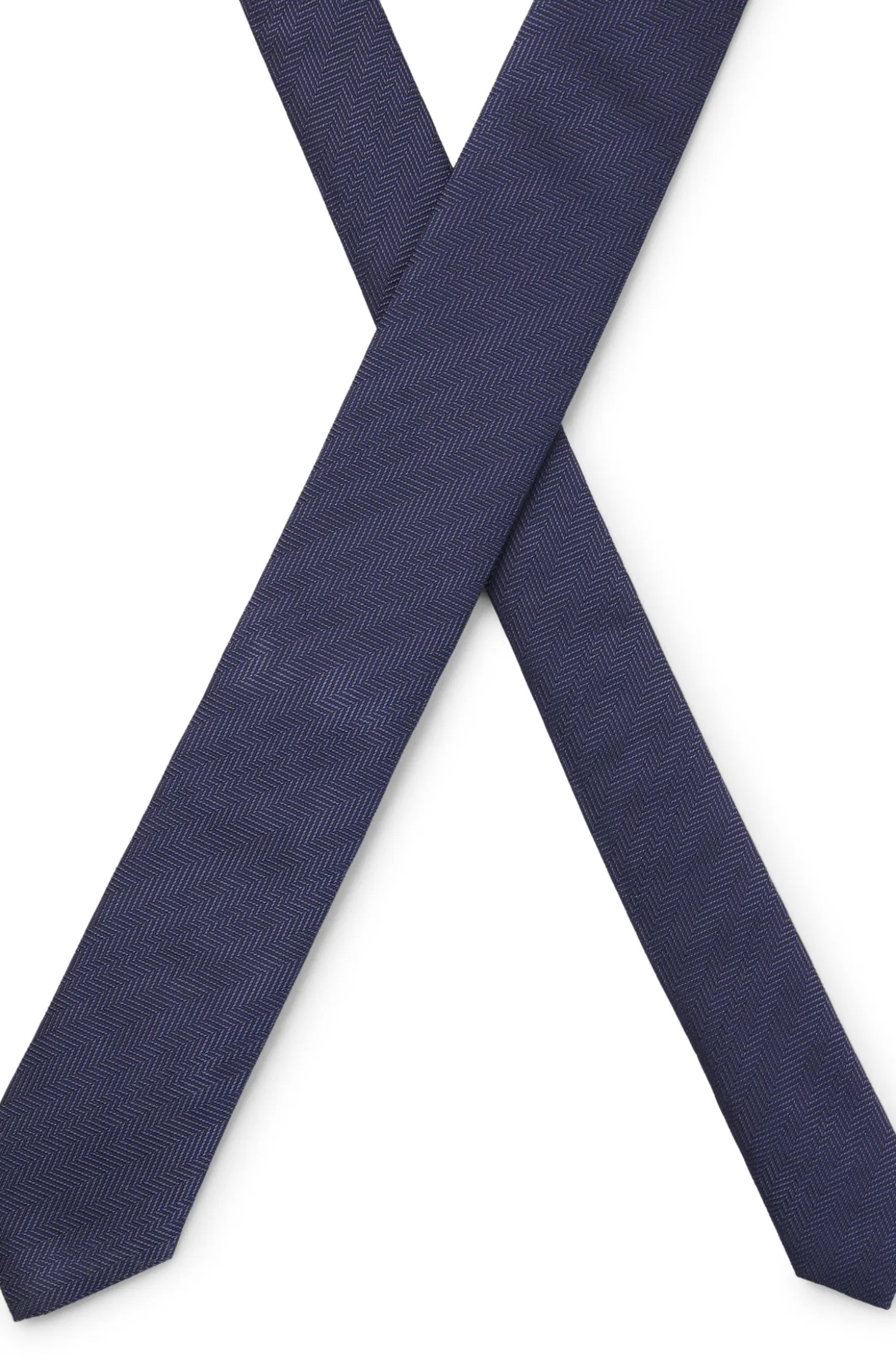Silk tie with jacquard-woven pattern