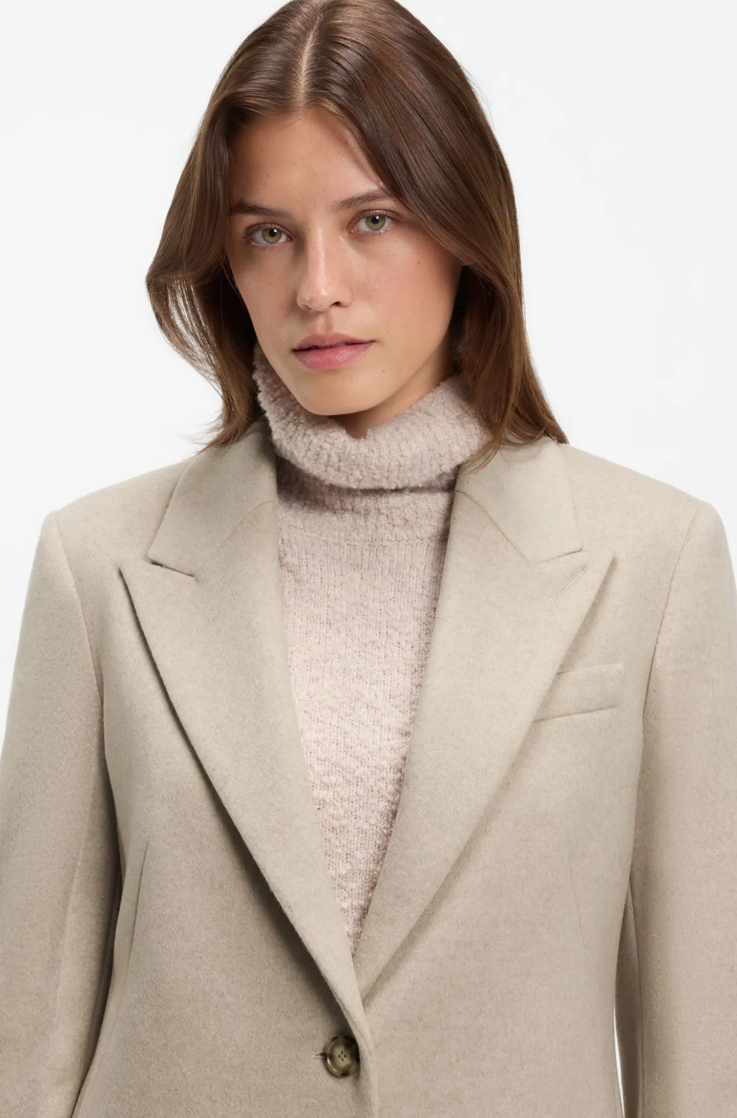 Single-breasted formal coat in wool