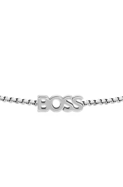 Sleek bracelet for day-to-evening wear