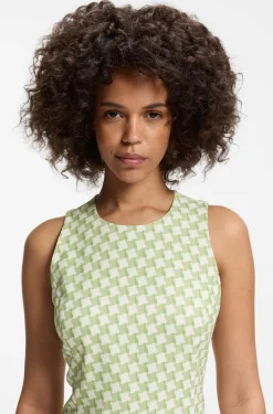 Sleeveless dress with geometric print