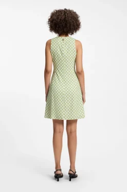 Sleeveless dress with geometric print