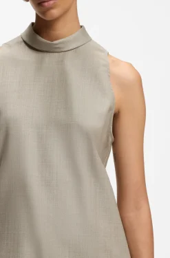 Sleeveless tailored blouse in virgin wool with stretch