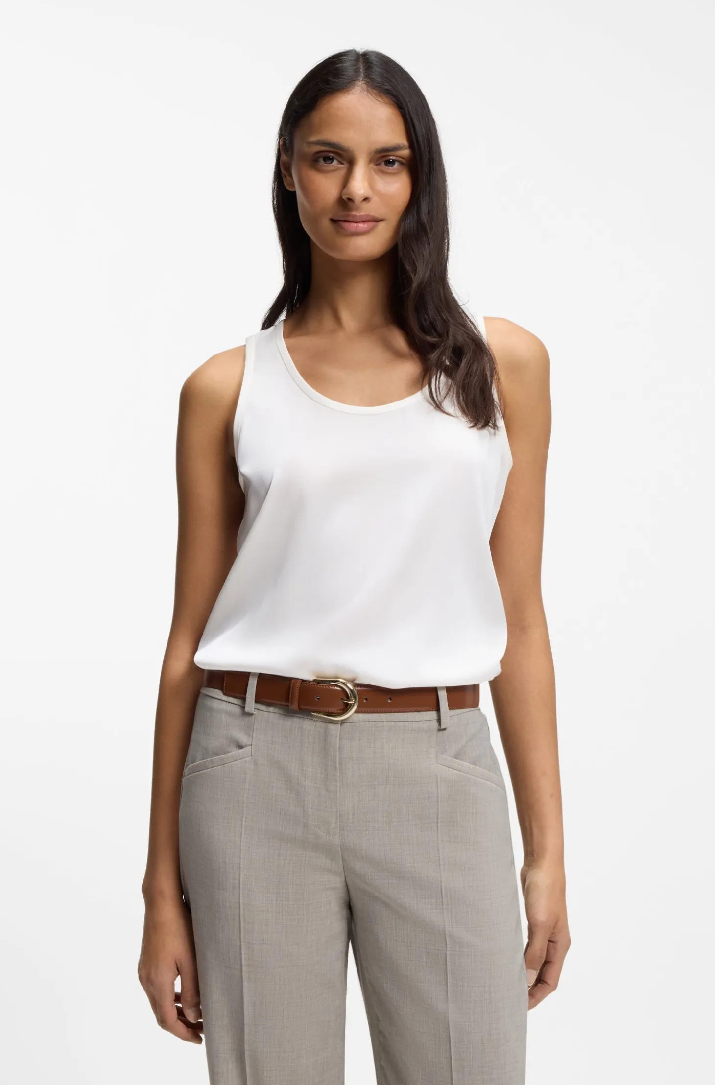 Sleeveless top in stretch silk