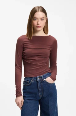 Slim-fit cupro top with modern boatneck