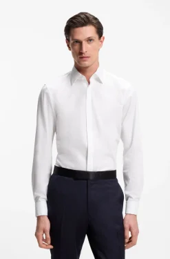 Slim-fit dress shirt in easy-iron stretch cotton