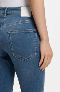 Slim-fit jeans in blue soft-motion denim