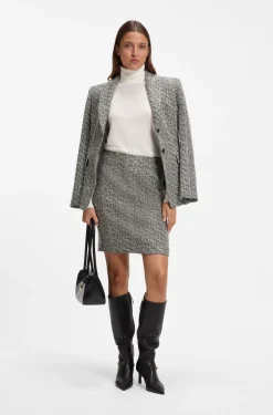 Slim-fit pencil skirt with herringbone pattern