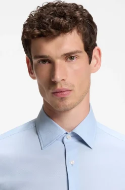 Slim-fit shirt in a thermoregulating structured cotton blend