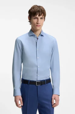 Slim-fit shirt in cotton with spread collar
