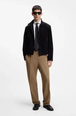 Slim-fit shirt in cotton with spread collar