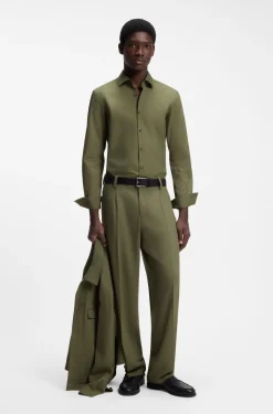 Slim-fit shirt in easy-iron cotton poplin