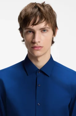 Slim-fit shirt in easy-iron cotton poplin