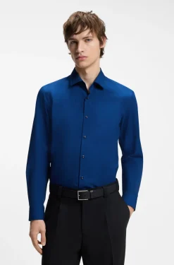 Slim-fit shirt in easy-iron cotton poplin