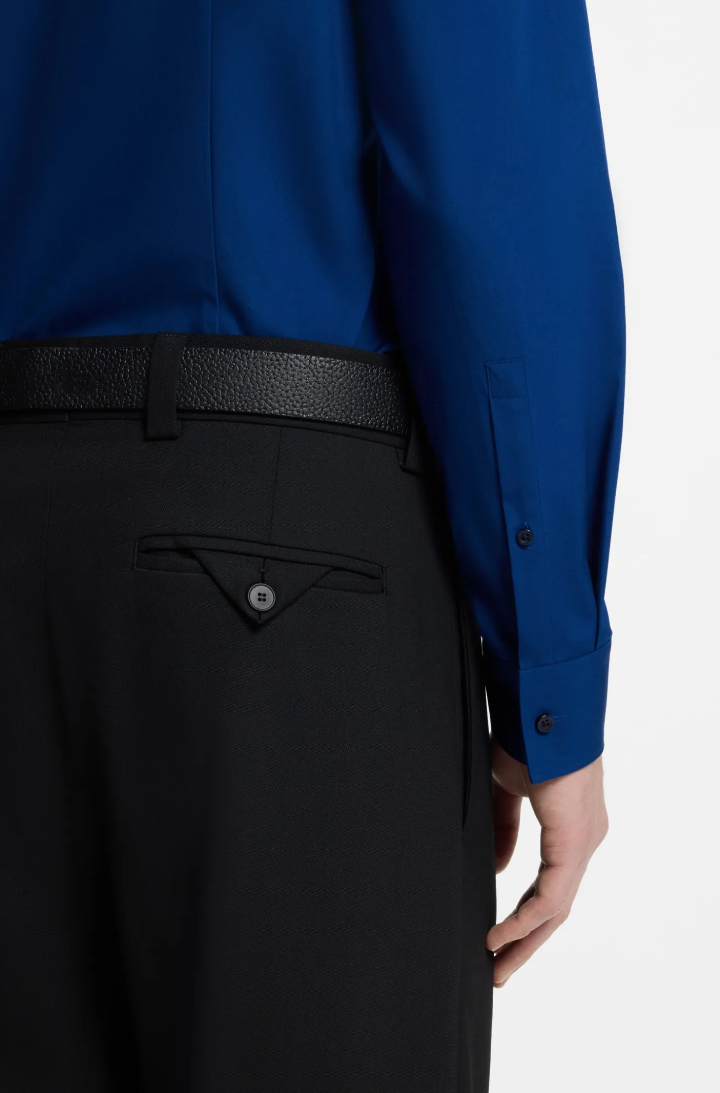 Slim-fit shirt in easy-iron cotton poplin