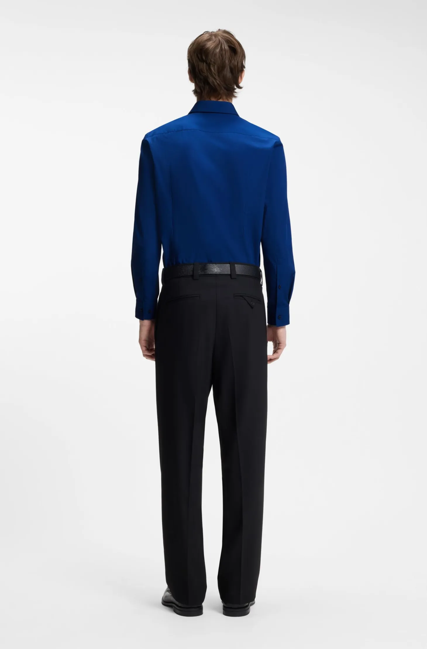 Slim-fit shirt in easy-iron cotton poplin