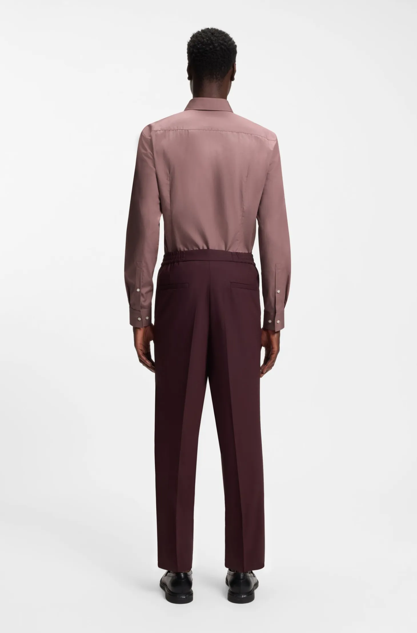 Slim-fit shirt in easy-iron cotton poplin