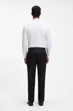 Slim-fit shirt in easy-iron cotton twill